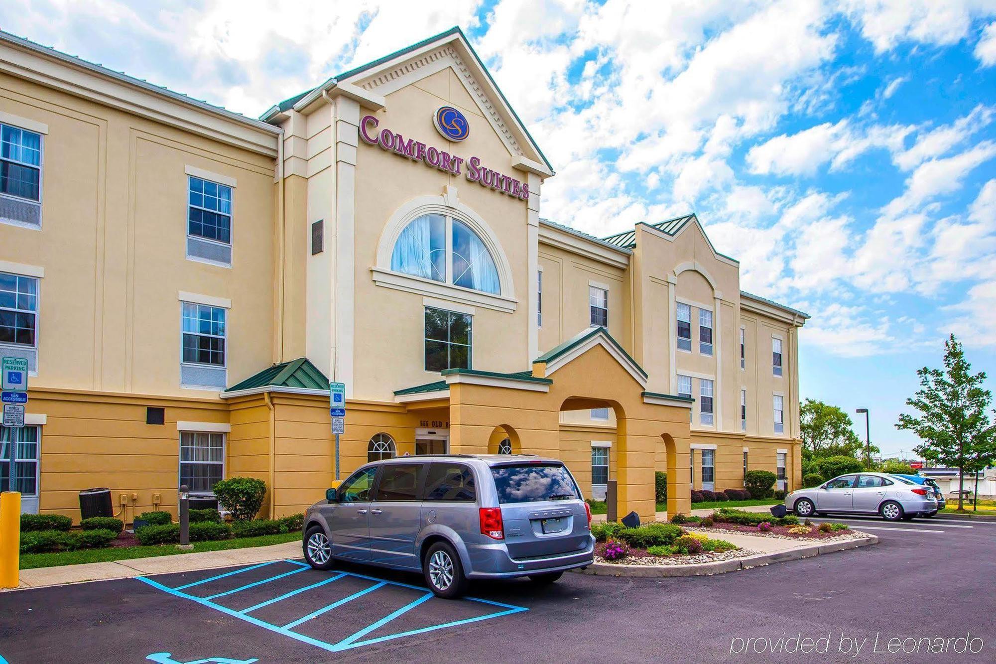 Comfort Suites East Brunswick - South River Eksteriør billede