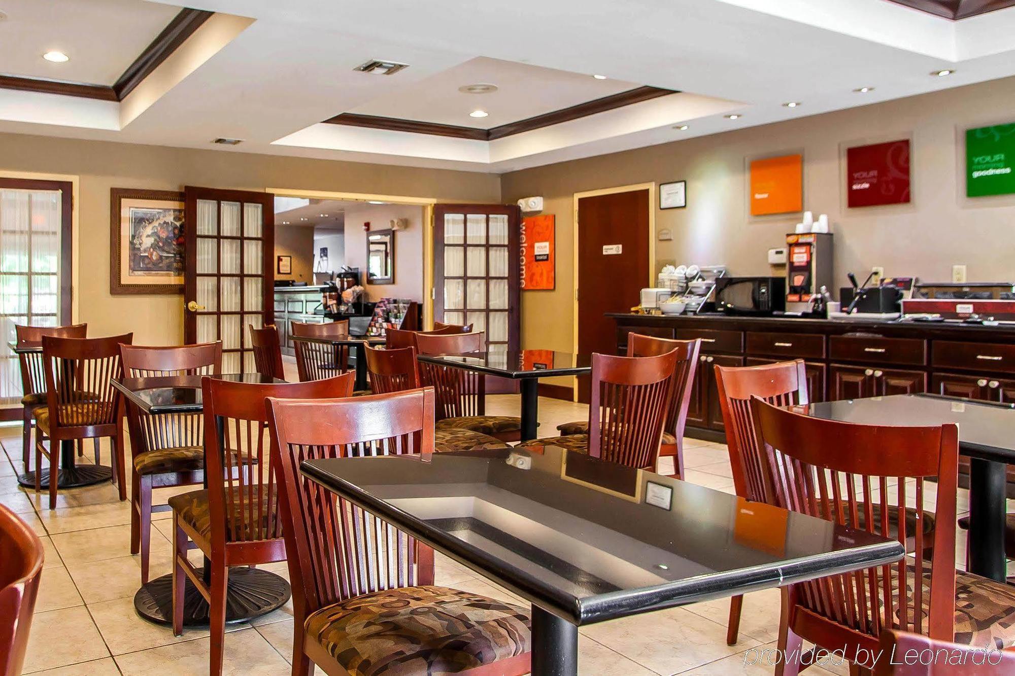 Comfort Suites East Brunswick - South River Eksteriør billede